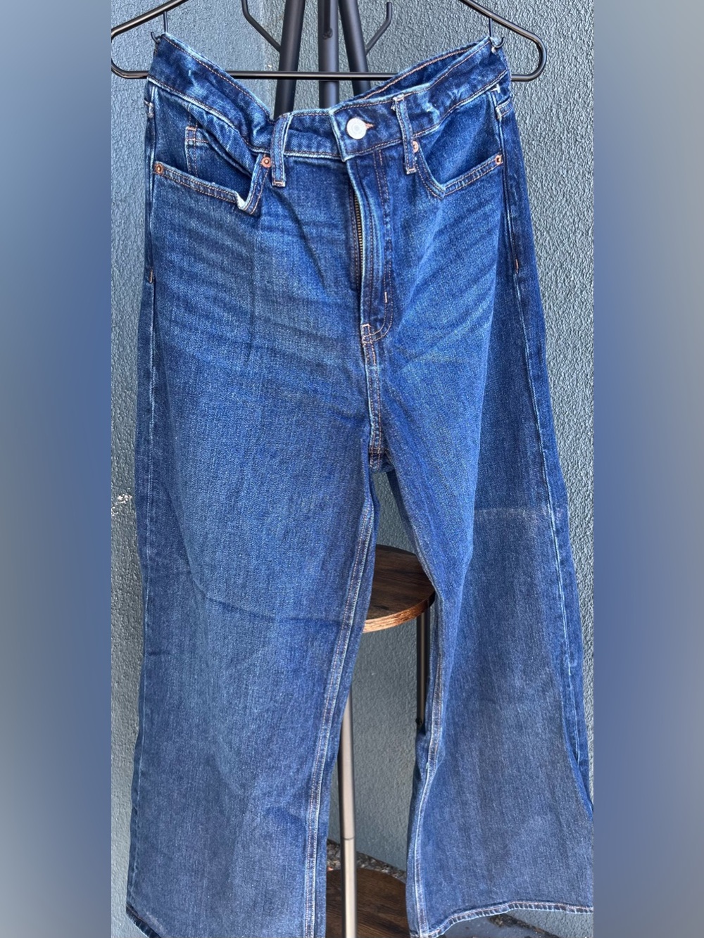 NWOT Extra High Waisted Old Navy Jeans Sz 10